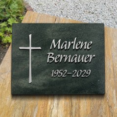 Grabplatte satiniert, Schrift und Kreuz aus patiniertem Aluminium | Modell 11